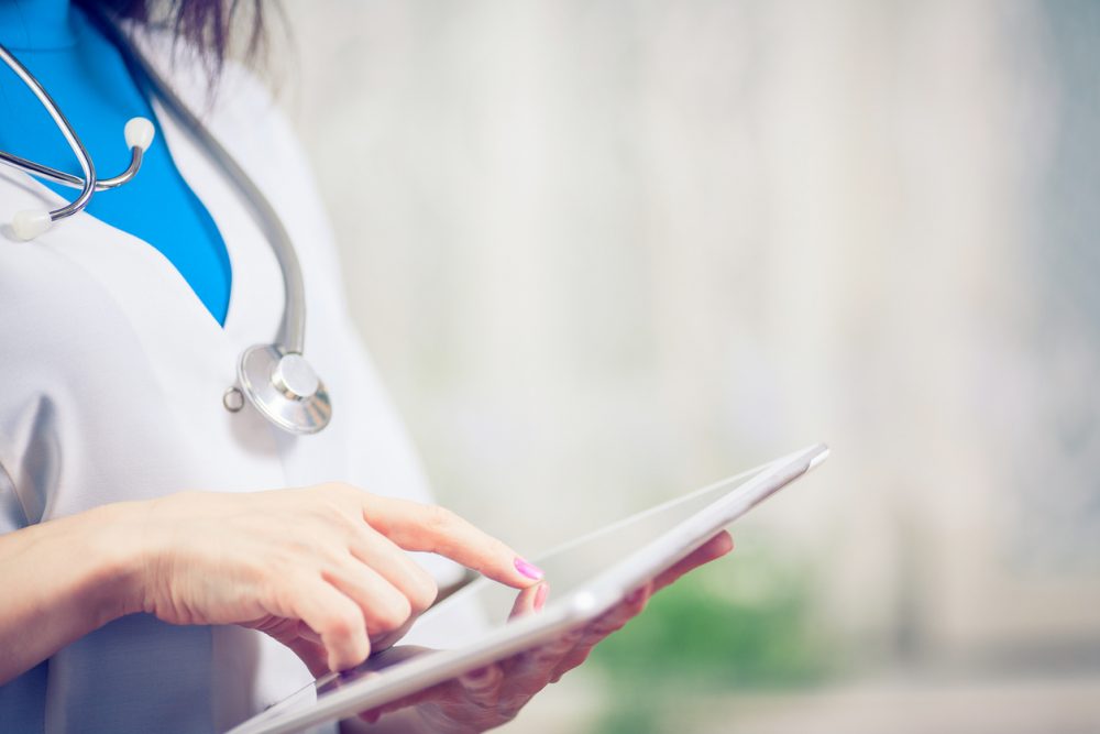 Software médico gratuito x software médico pago